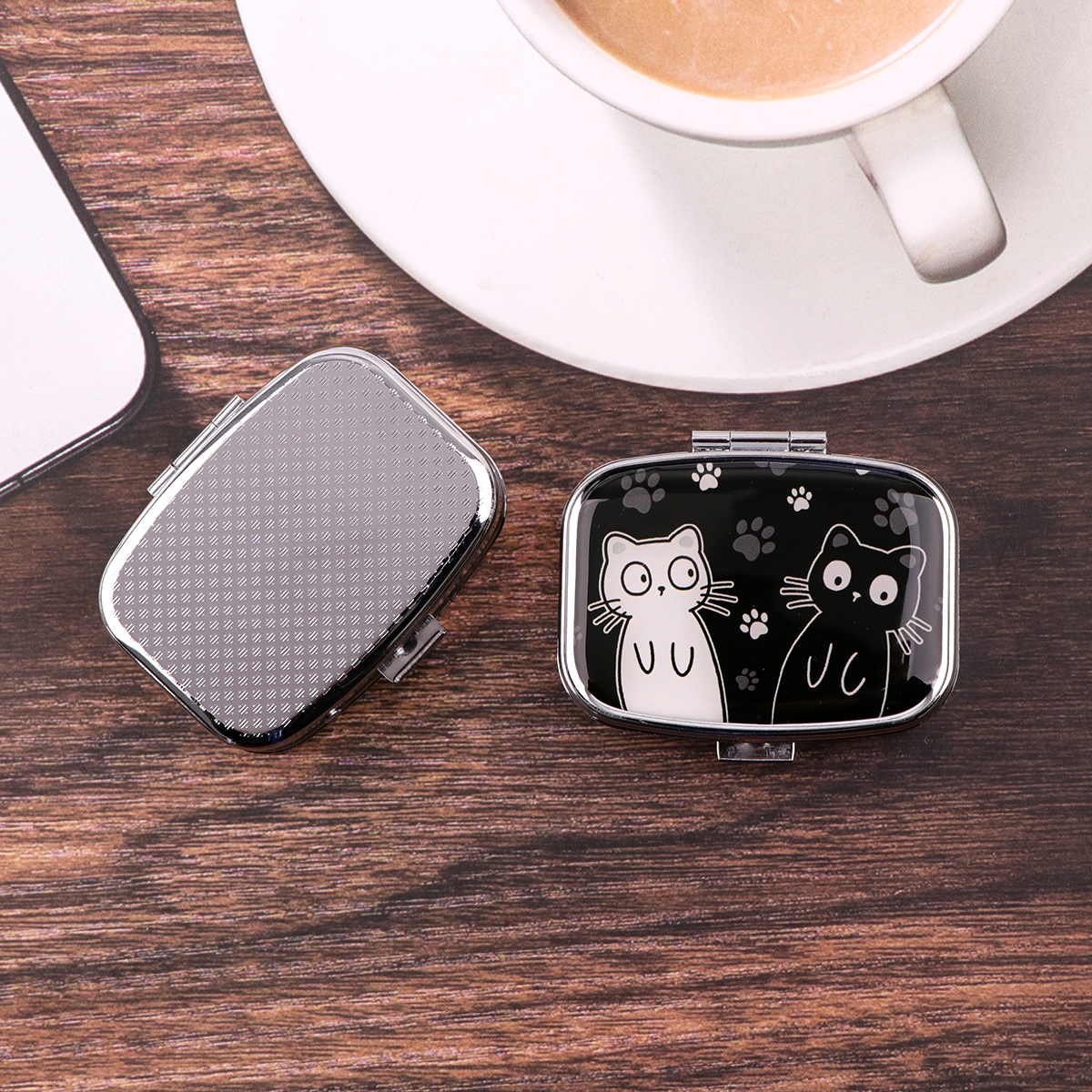 Cartoon Black And White Cat Tr - Tablet Accessories recension och pris